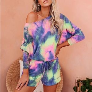 Vici tie dye set